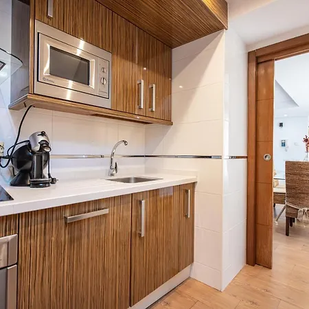 Holidays Duplex Lujo Monte Oiz 4 Y 2 Plazas De Parking Apartment *