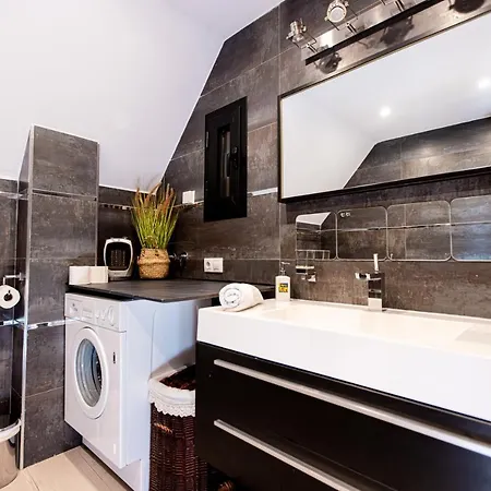 Apartment Holidays Duplex Lujo Monte Oiz 4 Y 2 Plazas De Parking *
